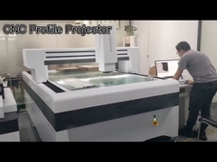 Optik alet gösterim salonu