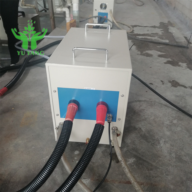 Bakır Boru Kapağı için 7.5L / Min 0.06-0.12Mpa İndüksiyonlu Isıtma Makinesi