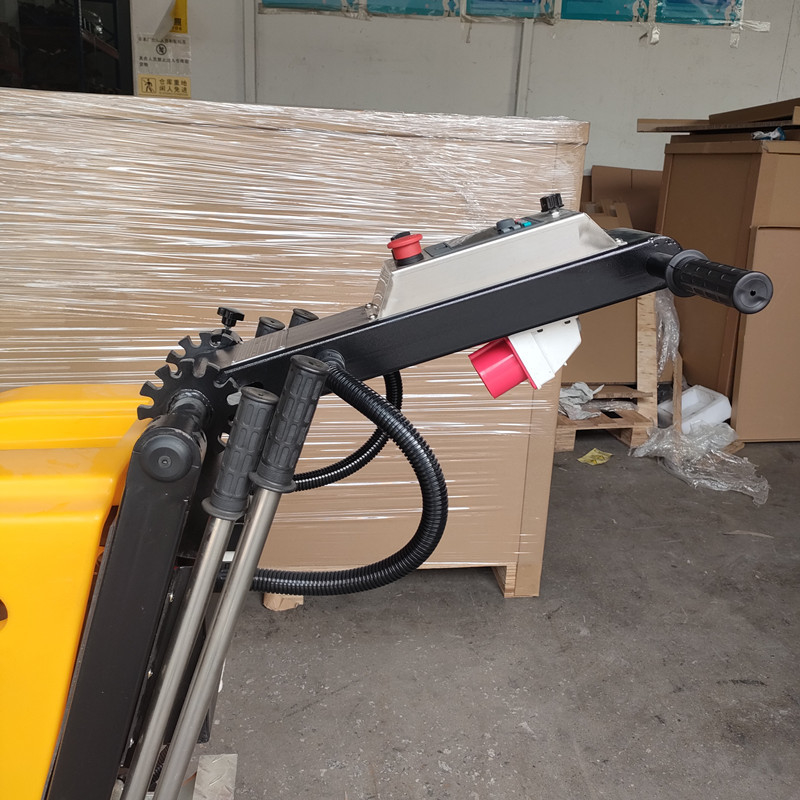 Ev için 4kw / 5.5hp Beton Zemin Tampon Makinesi Parlatıcı Scrubber Öğütücü