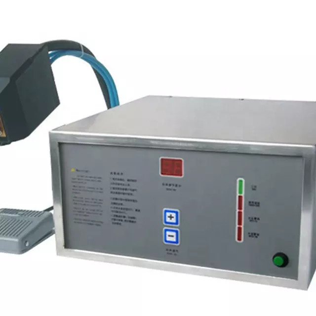 Küçük Adet Metal Dekorasyon için Yüksek Frekanslı İndüksiyonlu Isıtma Makinesi Taşınabilir