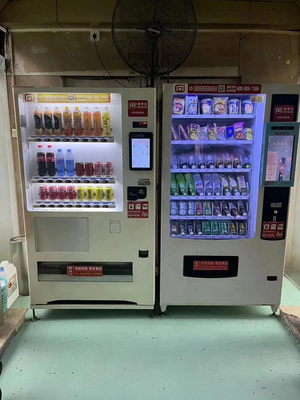 Popüler atıştırmalık ve içecek satmak için ideal küçük perakende mağazaları için otomat makinesi