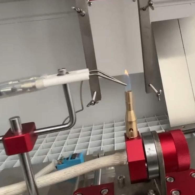 ISO 11925-2 Sertifikalı Paslanmaz Çelik Yapısı ve İnşaat Malzemeleri için 0,7m/s duman havanın Hızlılığı ile Yanışıklılık Deneme Aparatı