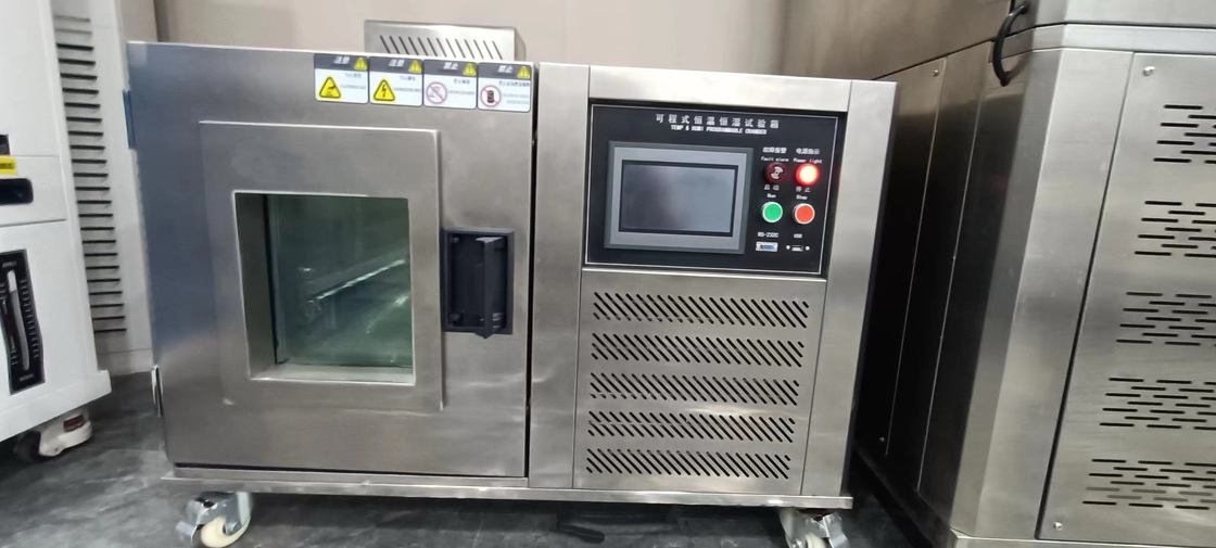 Laboratuvar Çevresel Testleri İçin Tezgah Tipi Sabit Sıcaklık ve Nem Test Odası